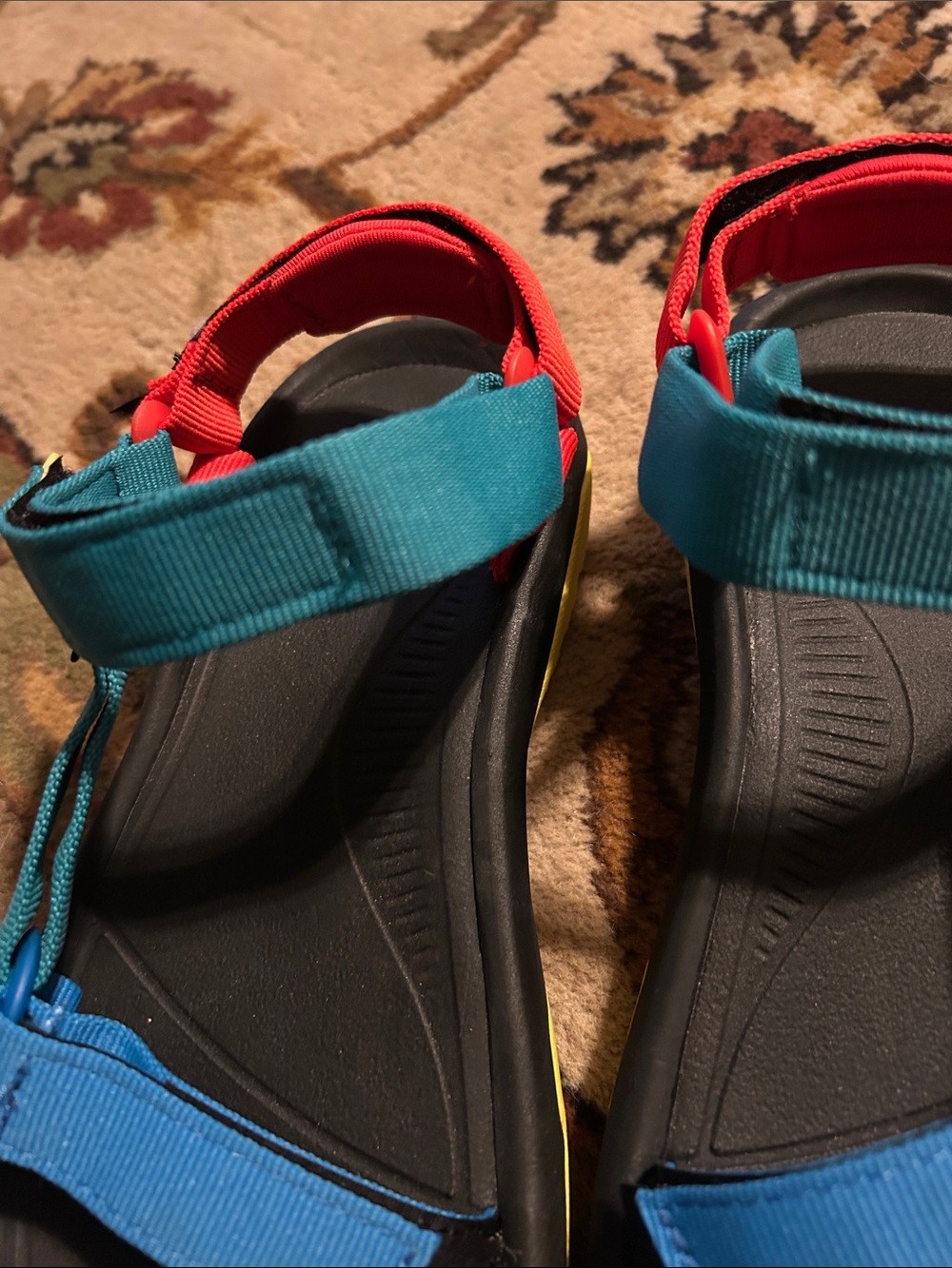 Teva Hurricane XLT2 Sandals. Multicolor. Women’s size 8 EUC! - Picture 2 of 8